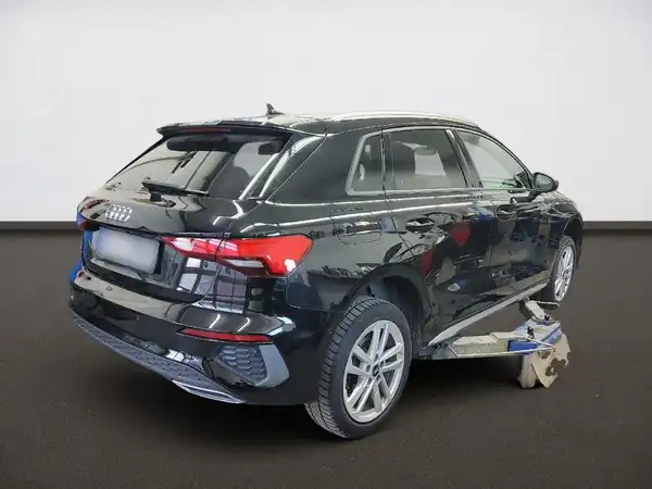 AUDI A3 SPORTBACK (3/3)