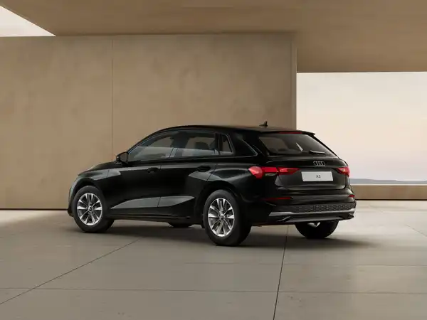 Audi A3 Sportback (2/3)