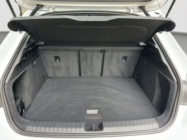 AUDI A3 SPORTBACK (13/16)