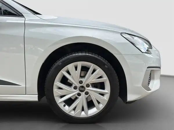 AUDI A3 SPORTBACK (16/16)