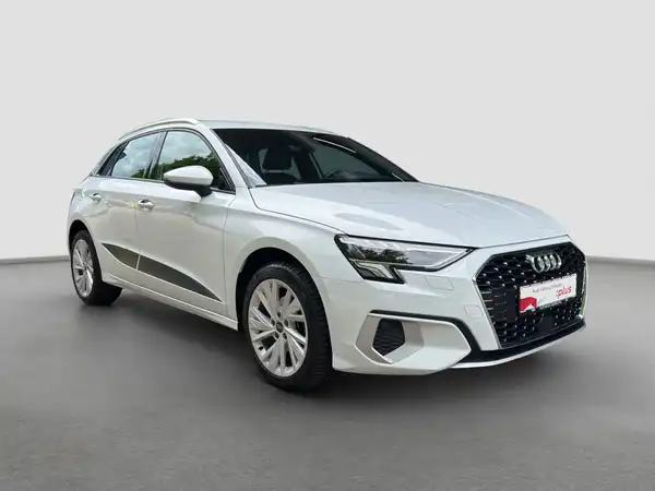 AUDI A3 SPORTBACK (4/16)