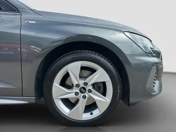 AUDI A3 SPORTBACK (17/17)