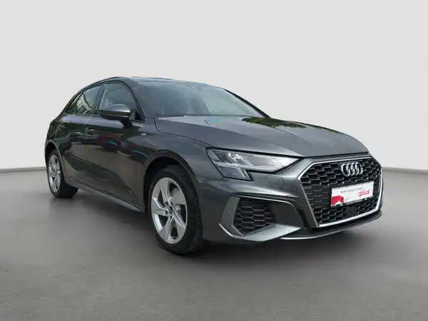 AUDI A3 SPORTBACK (4/17)