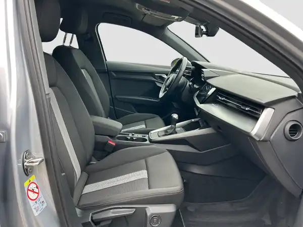 AUDI A3 SPORTBACK (14/16)