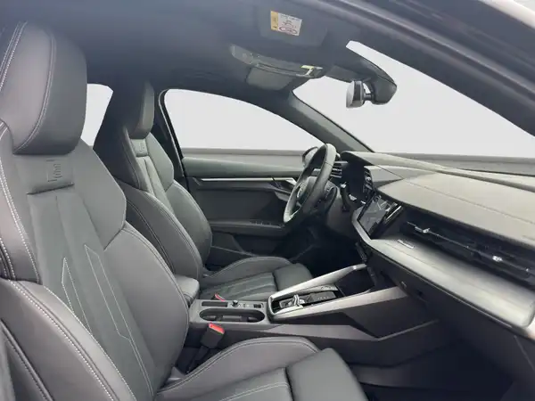 AUDI A3 SPORTBACK (14/16)