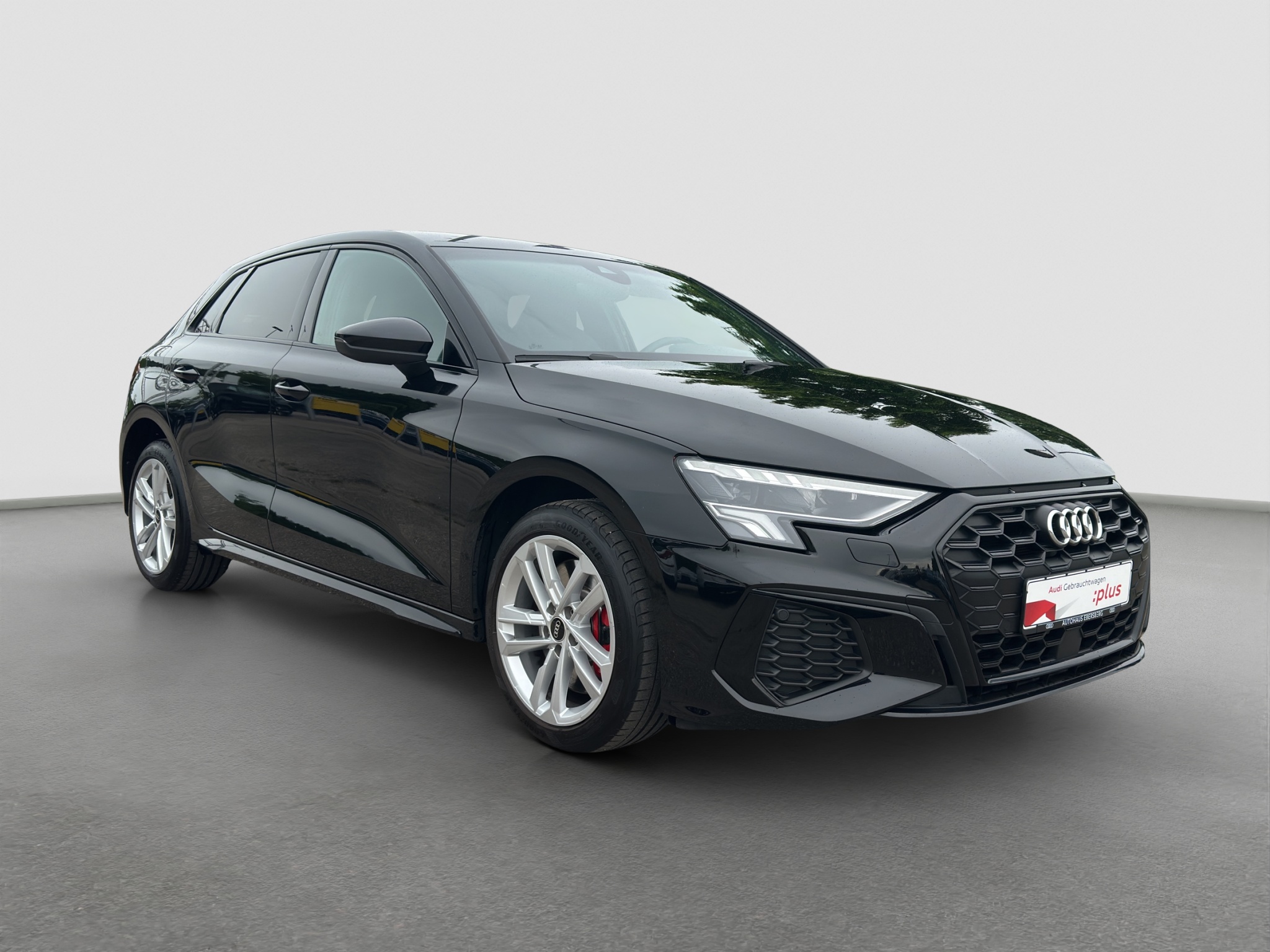 AUDI A3 SPORTBACK (4/16)
