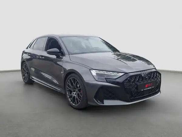 AUDI RS3 SPORTBACK (4/16)