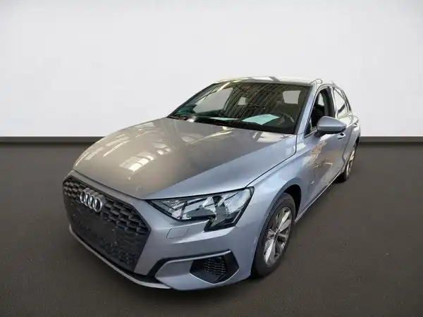 AUDI A3 SPORTBACK (1/3)