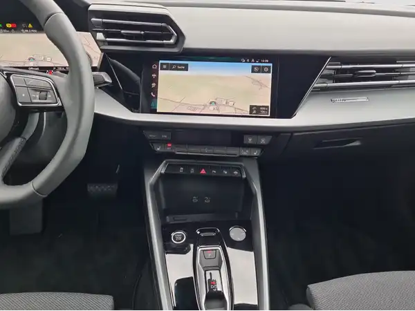 AUDI A3 SPORTBACK (12/16)