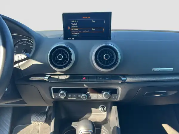 AUDI A3 SPORTBACK (12/16)