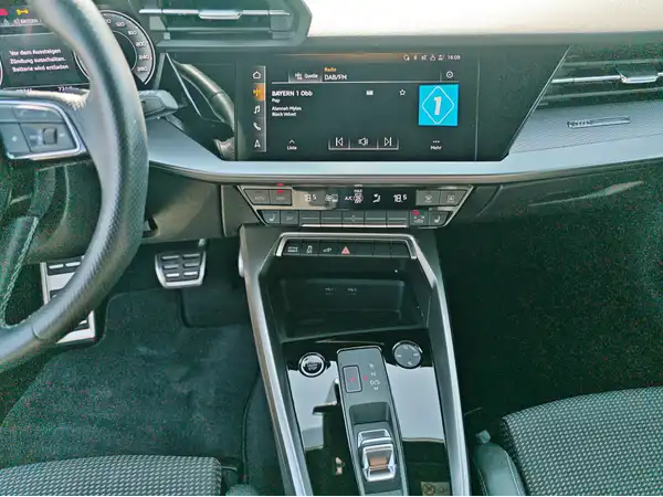 AUDI A3 SPORTBACK (12/16)
