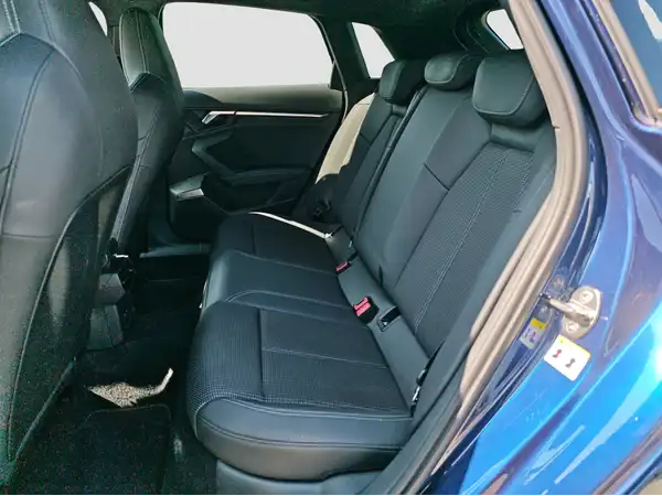 AUDI A3 SPORTBACK (9/16)