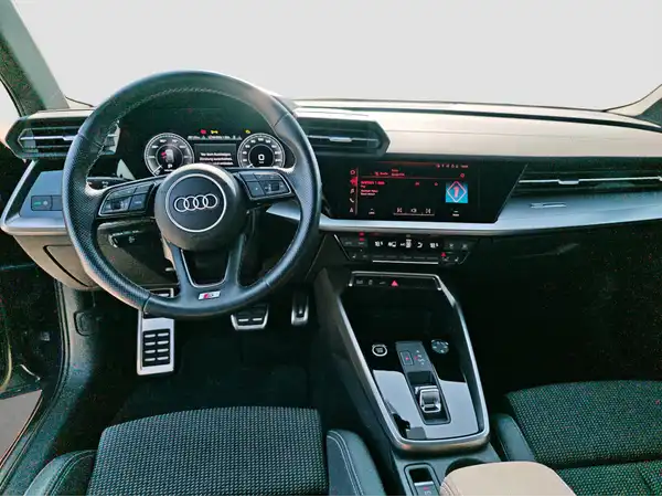 AUDI A3 SPORTBACK (10/16)