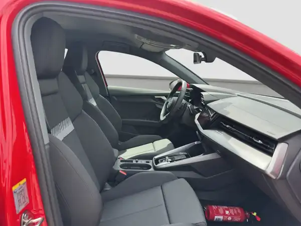 AUDI A3 SPORTBACK (14/16)