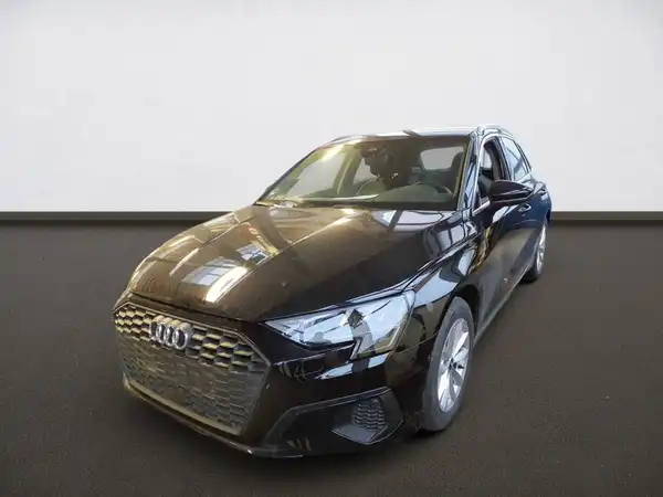 AUDI A3 SPORTBACK (1/6)