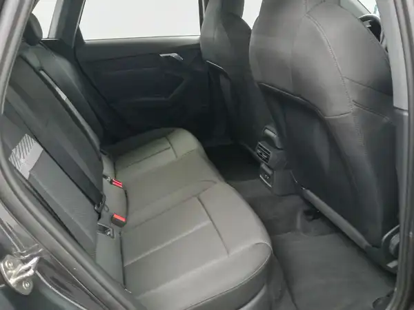 AUDI A3 SPORTBACK (16/18)