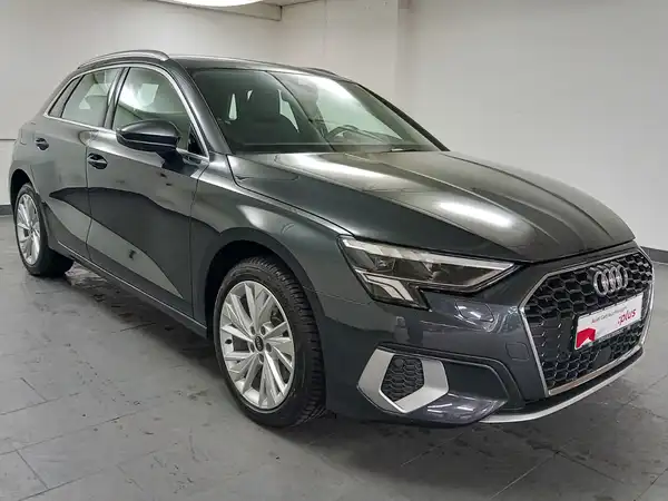 AUDI A3 SPORTBACK (4/18)