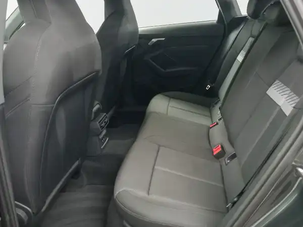 AUDI A3 SPORTBACK (9/18)
