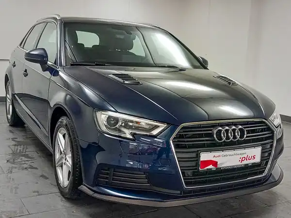 AUDI A3 SPORTBACK (4/21)