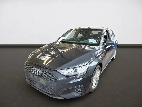 AUDI A3 SPORTBACK (1/5)