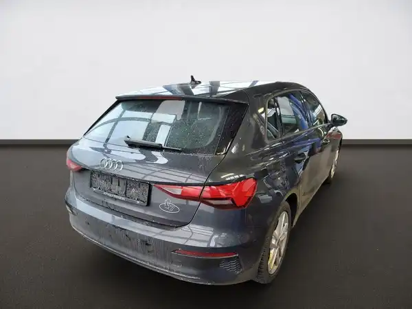 AUDI A3 SPORTBACK (3/5)