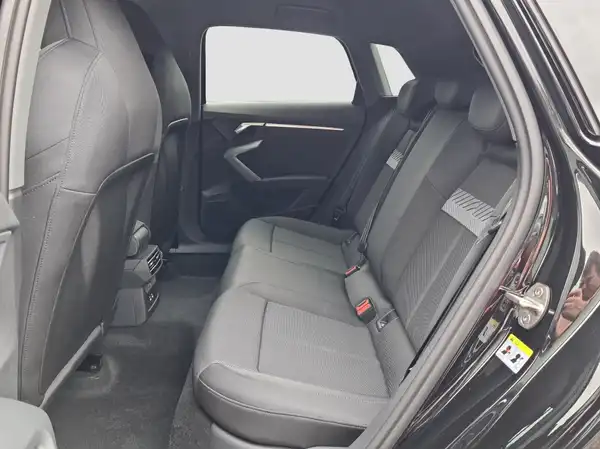 AUDI A3 SPORTBACK (9/16)