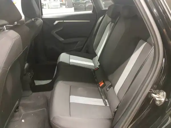 AUDI A3 SPORTBACK (5/6)