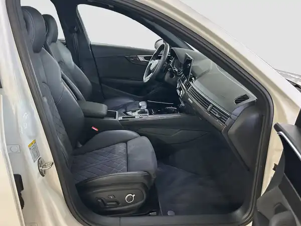 AUDI S4 AVANT (14/16)