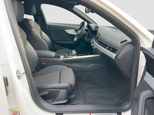 AUDI A4 AVANT (14/16)