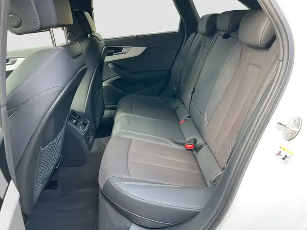 AUDI A4 AVANT (9/16)