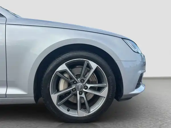 AUDI A4 AVANT (16/16)
