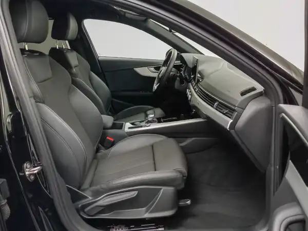 AUDI A4 AVANT (17/20)