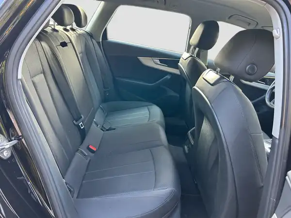 AUDI A4 AVANT (15/16)