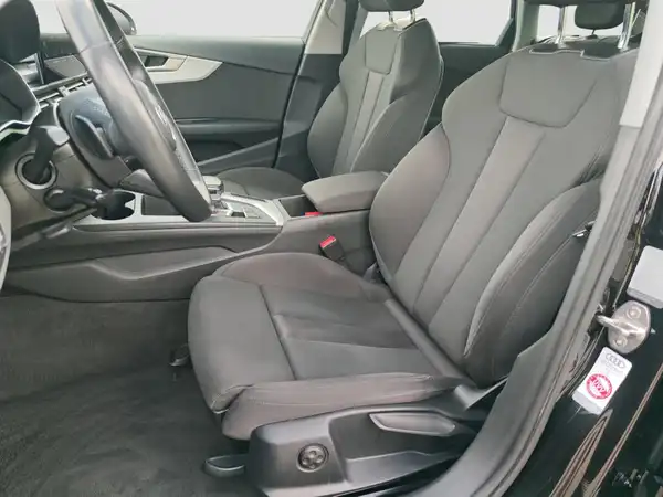 AUDI A4 AVANT (8/17)