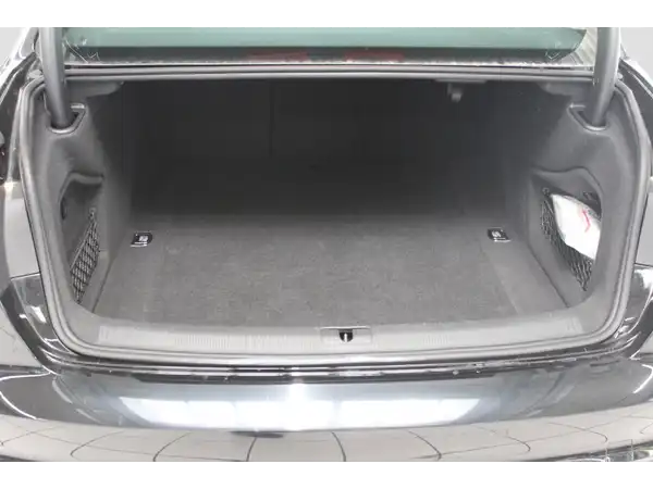 AUDI A4 LIMOUSINE (13/16)
