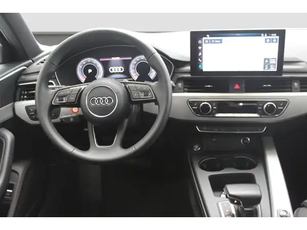 AUDI A4 LIMOUSINE (10/16)