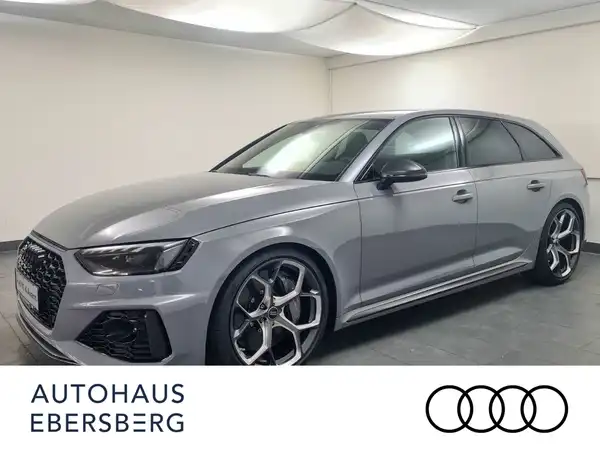 AUDI RS4 AVANT (2/20)