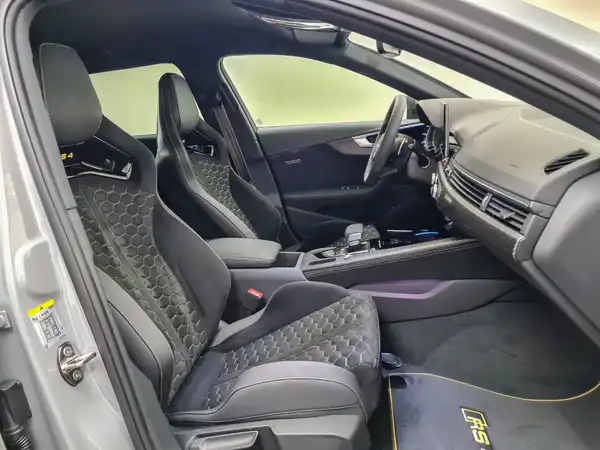 AUDI RS4 AVANT (19/20)