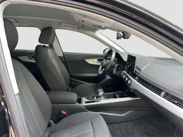 AUDI A4 AVANT (14/16)