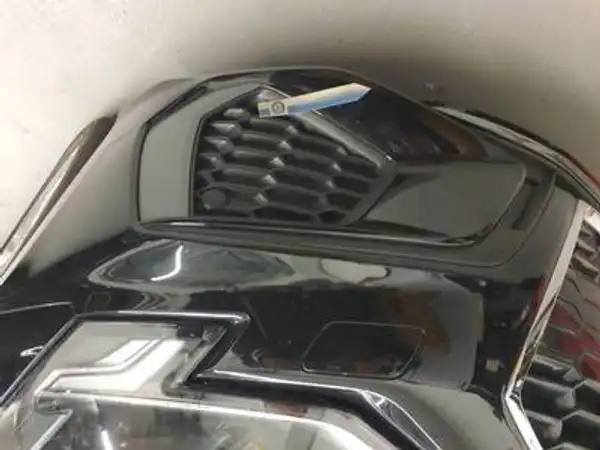 AUDI A4 AVANT (5/6)