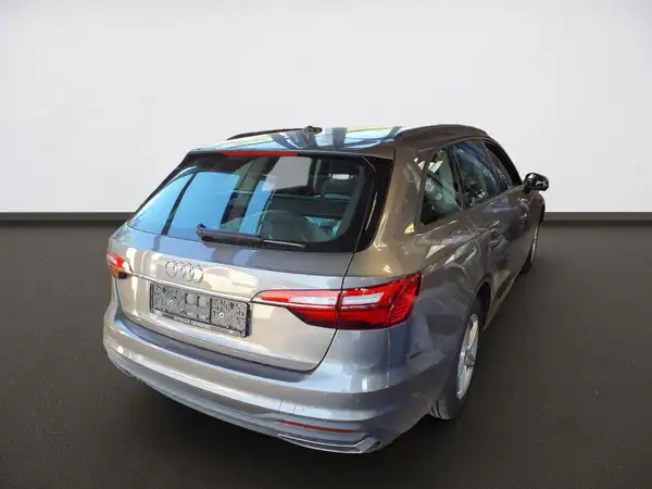 AUDI A4 AVANT (3/6)