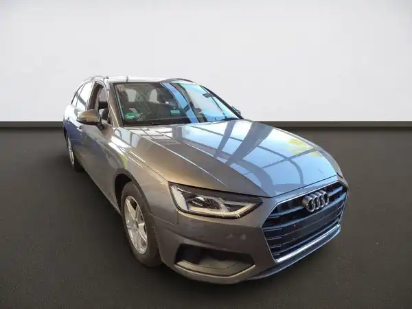 AUDI A4 AVANT (4/6)