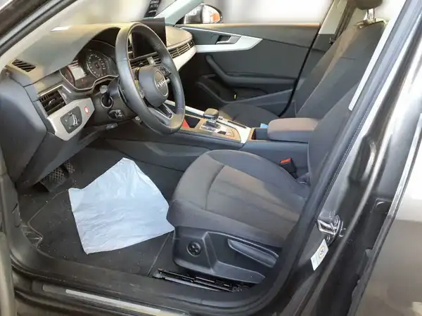 AUDI A4 AVANT (6/6)