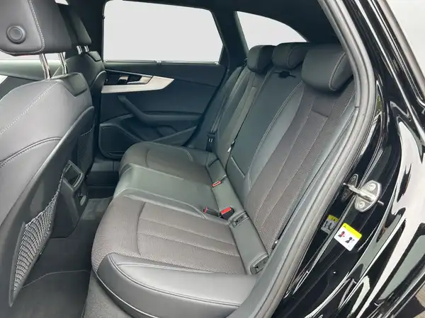 AUDI A4 AVANT (9/16)