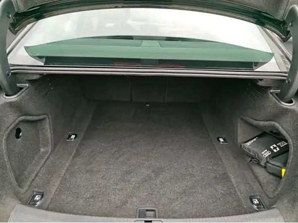 AUDI A4 LIMOUSINE (13/16)