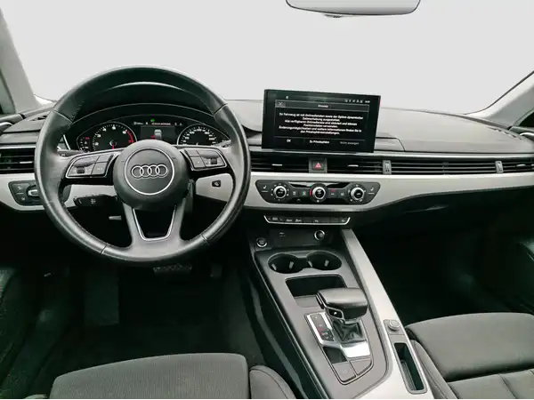 AUDI A4 LIMOUSINE (10/16)