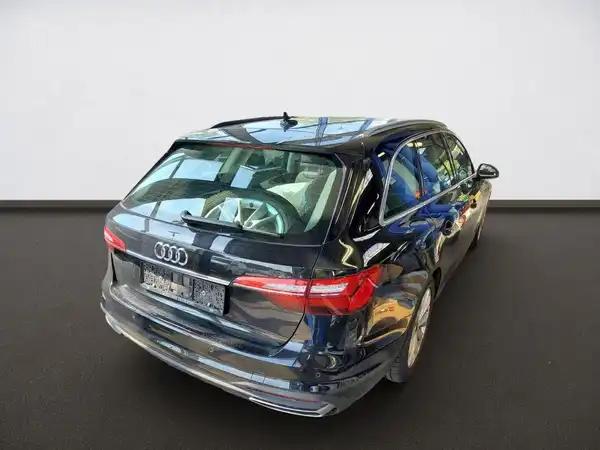 AUDI A4 AVANT (3/4)