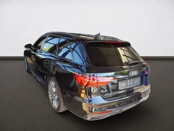 AUDI A4 AVANT (4/10)