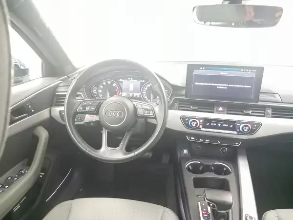 AUDI A4 AVANT (12/21)
