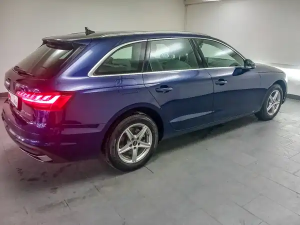 AUDI A4 AVANT (7/21)